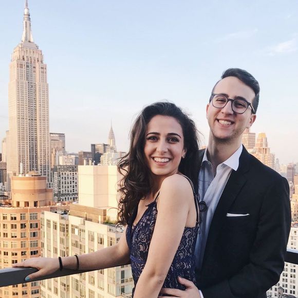 Meet your Posher, Laura - Picture 1 of 1